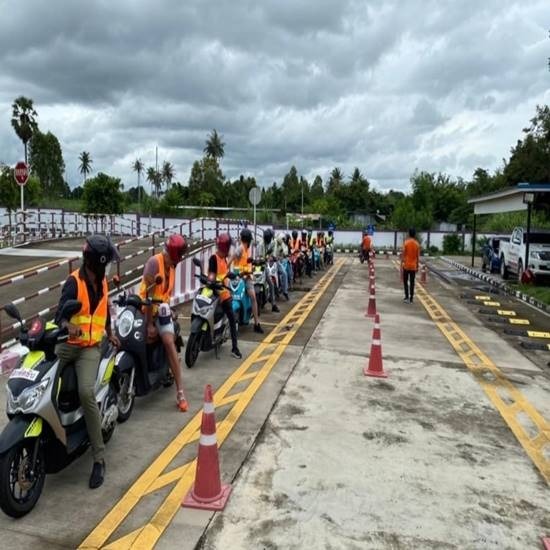 การเรียนขับรถยนต์พัทยาใต้_0